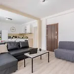 Chill Warszawa Piaseczno Apartment